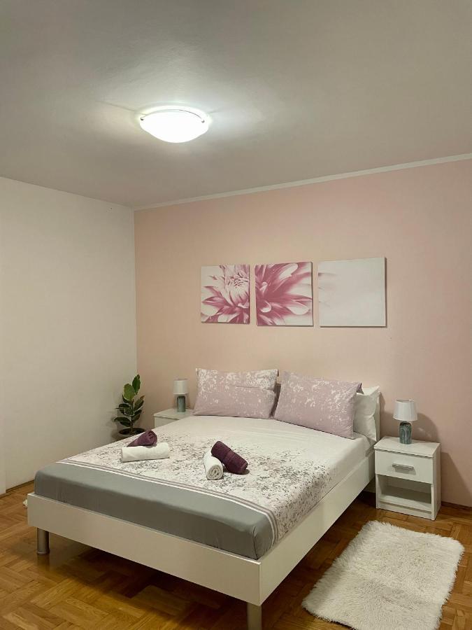 Zenta Apartman *